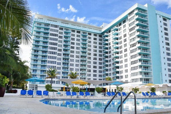 Seacoast Suites on Miami Beach image 1