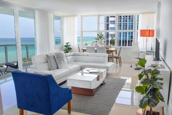 Seacoast Suites on Miami Beach image 20